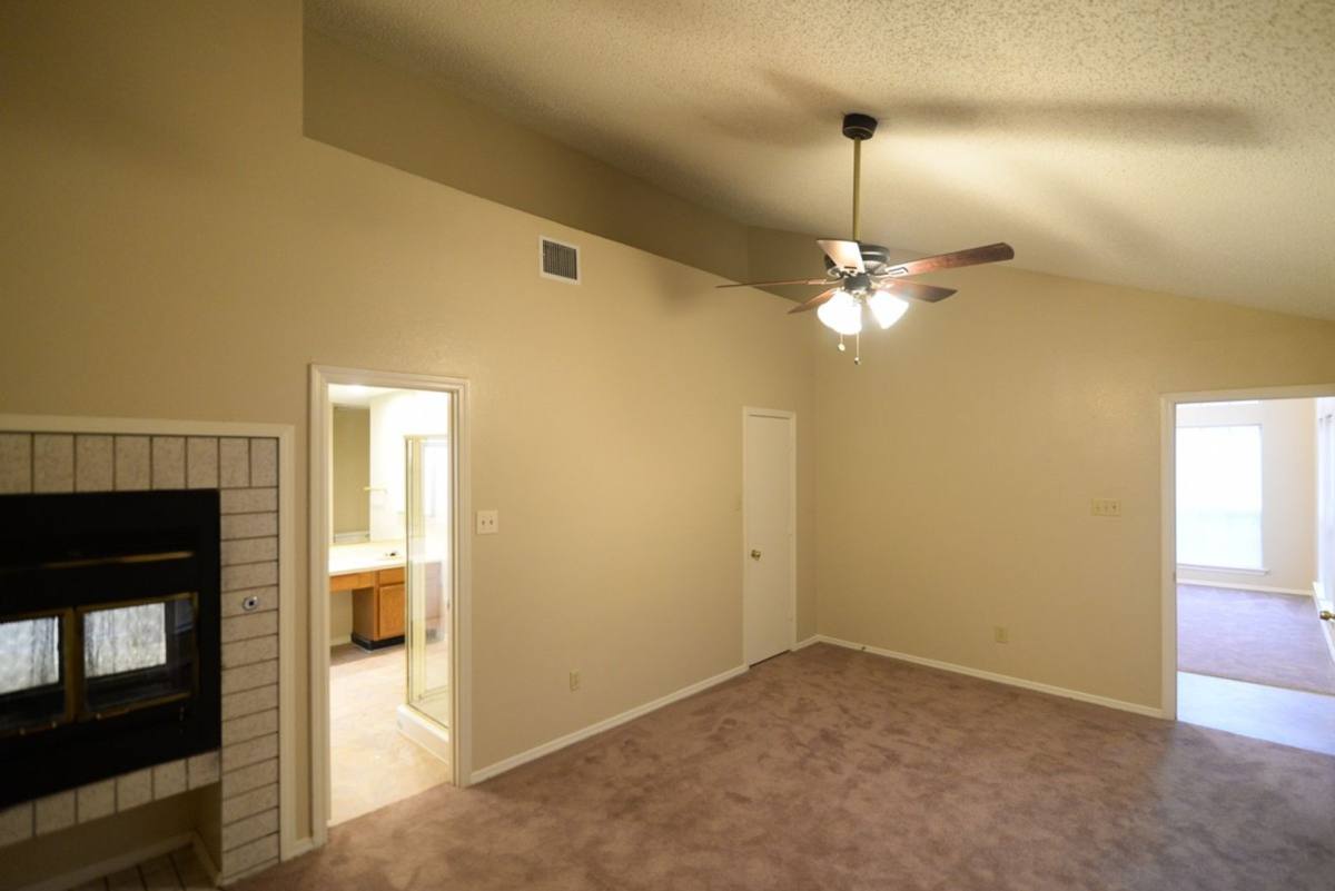 House for rent at 11815 Sunrise Dr, Balch Springs, TX 75180