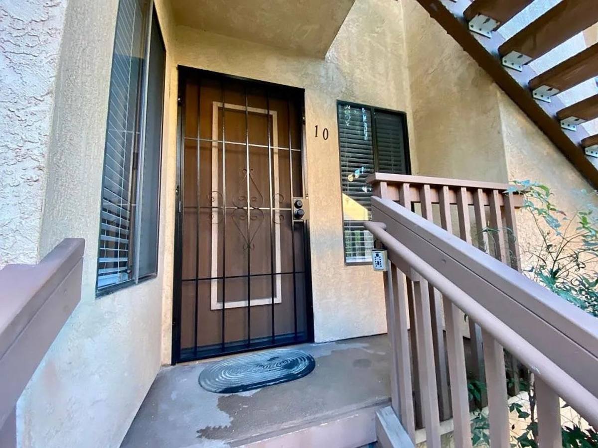 Apartment for rent at 6033 Estelle St, San Diego, CA 92115