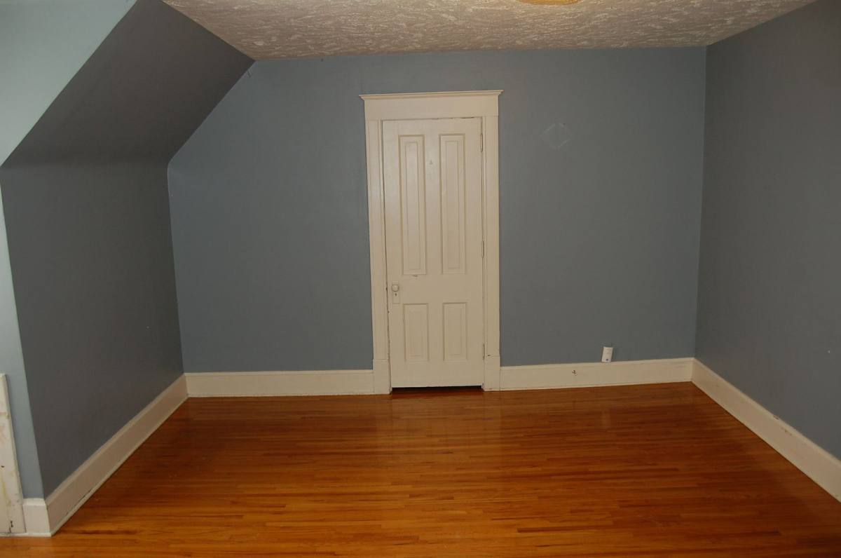 Apartment for rent at 1339 S 19th St, Lincoln, NE 68502