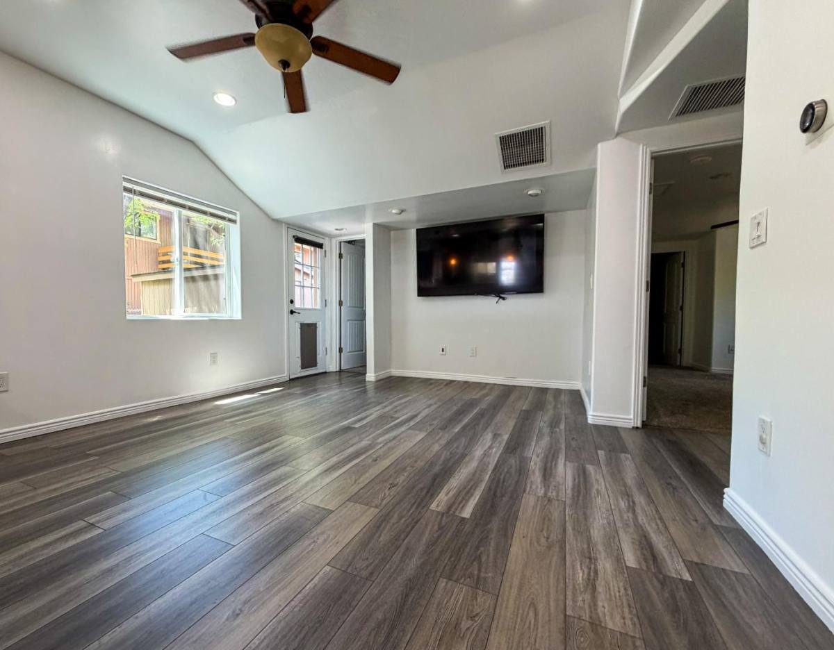 House for rent at 625 S Lone Tree Rd, Flagstaff, AZ 86001
