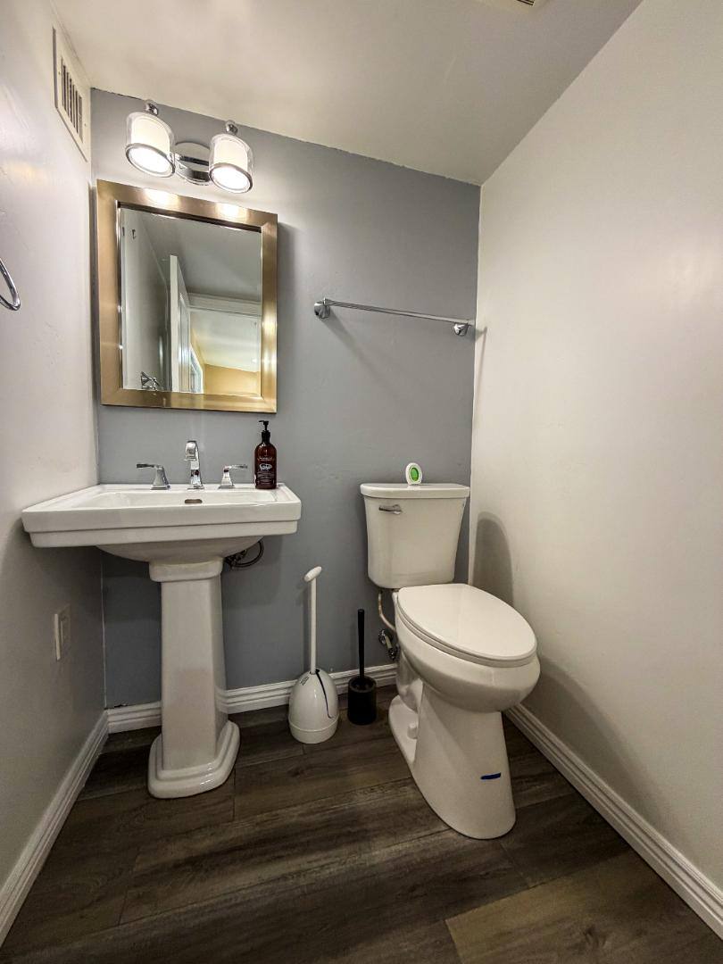 House for rent at 625 S Lone Tree Rd, Flagstaff, AZ 86001