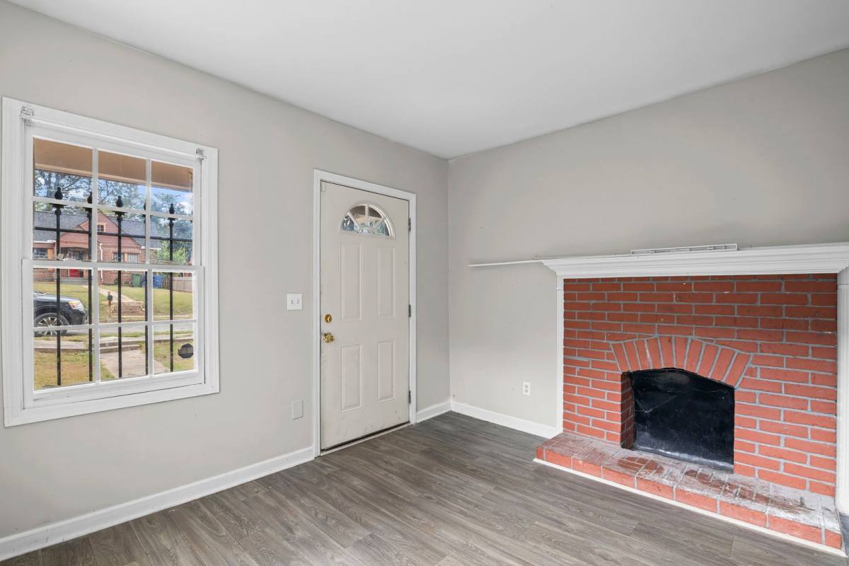 House for rent at 1005 Westmoor Dr NW, Atlanta, GA 30314
