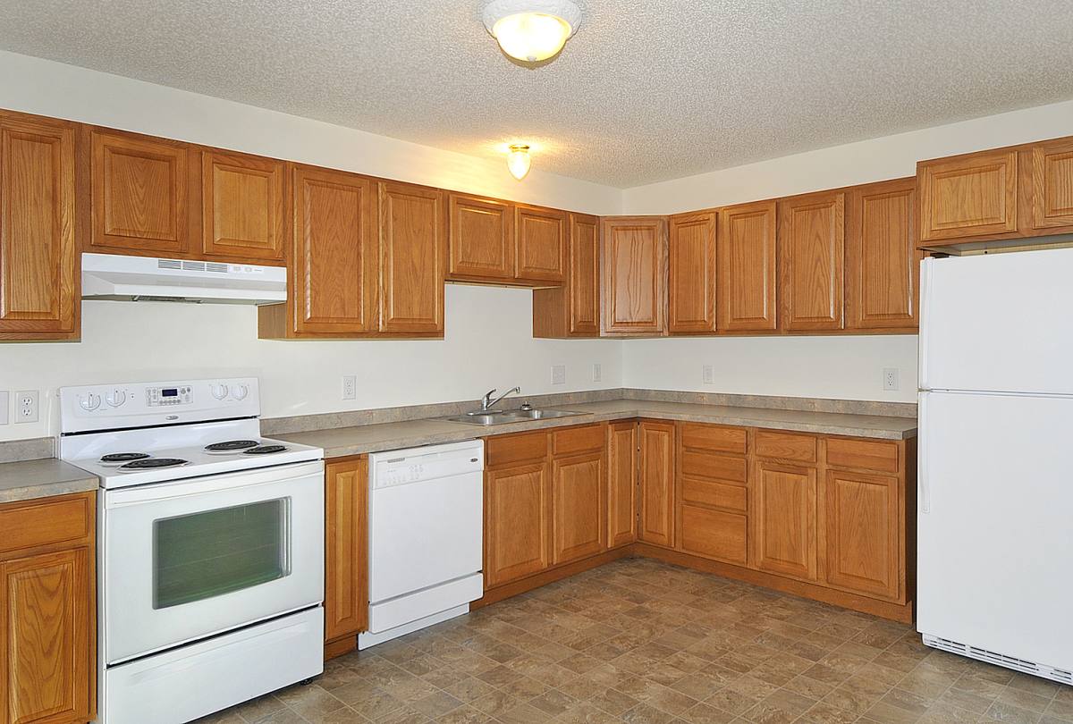 Apartment for rent at 2610 Cardinal Ave, Faribault, MN 55021