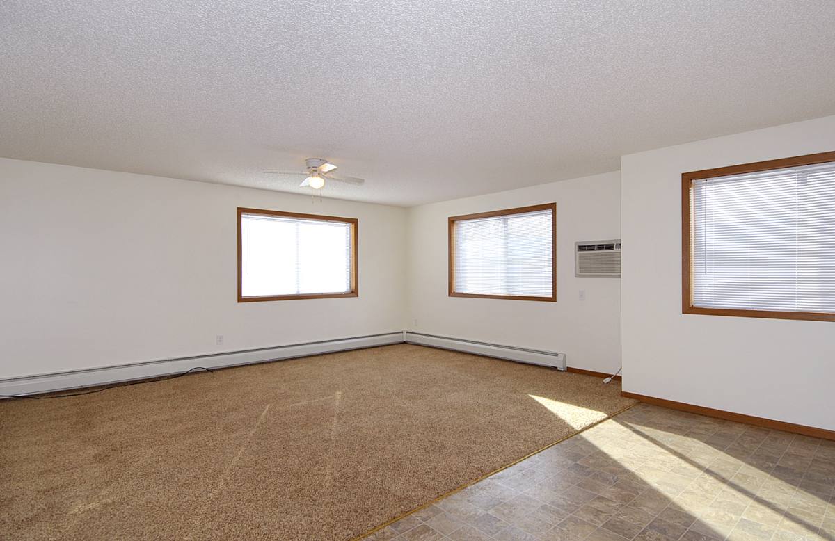 Apartment for rent at 2610 Cardinal Ave, Faribault, MN 55021