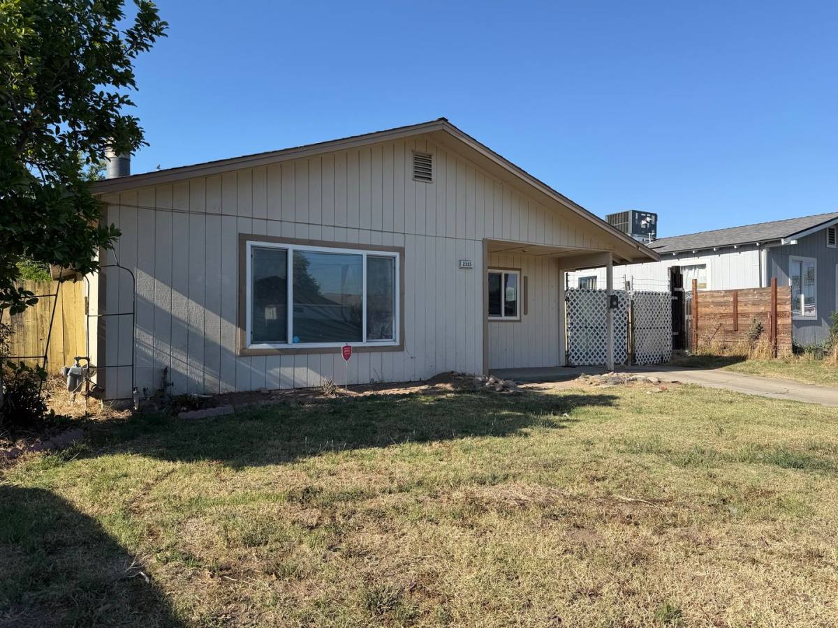 House for rent at 2355 E Olive, Fresno, CA 93701