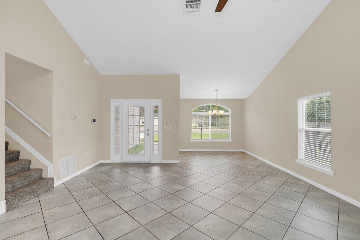 House for rent at 1422 Saffron Trail, Deland, FL 32724