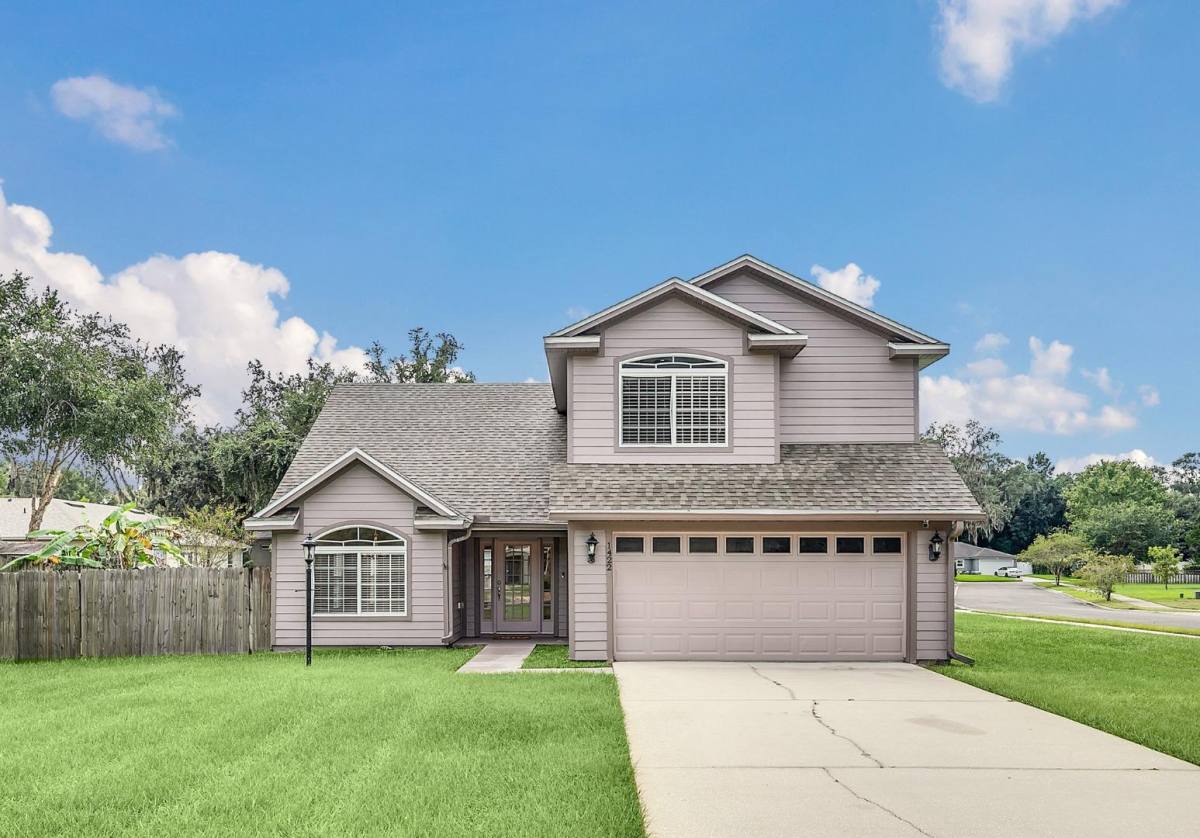 House for rent at 1422 Saffron Trail, Deland, FL 32724