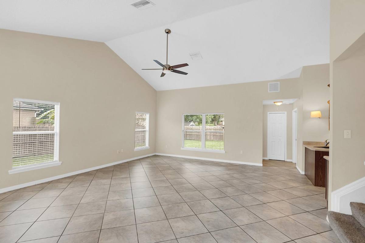 House for rent at 1422 Saffron Trail, Deland, FL 32724