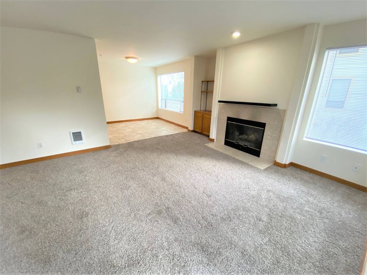 Apartment for rent at 22514 6th Ave S, Seattle, WA 98198
