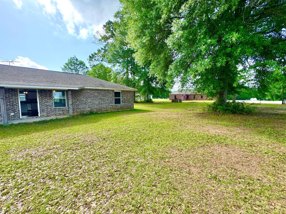 1190 Carnes Rd, Wiggins, MS 39577 - House for Rent - Image 3