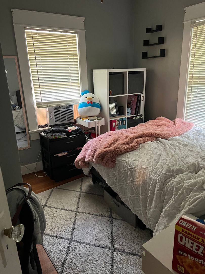 House for rent at 904 E University St, Bloomington, IN 47401