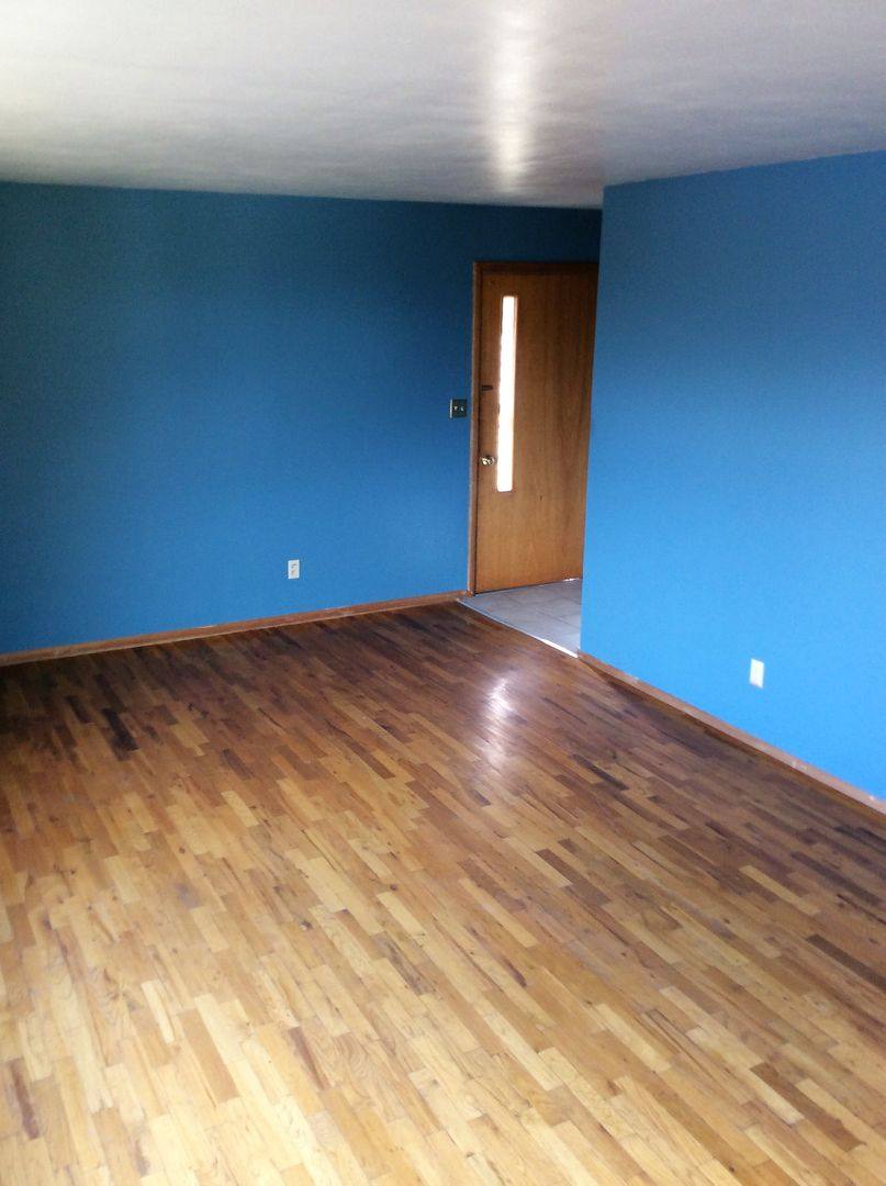 Apartment for rent at 403 or 405 B Ave, La Grande, OR 97850