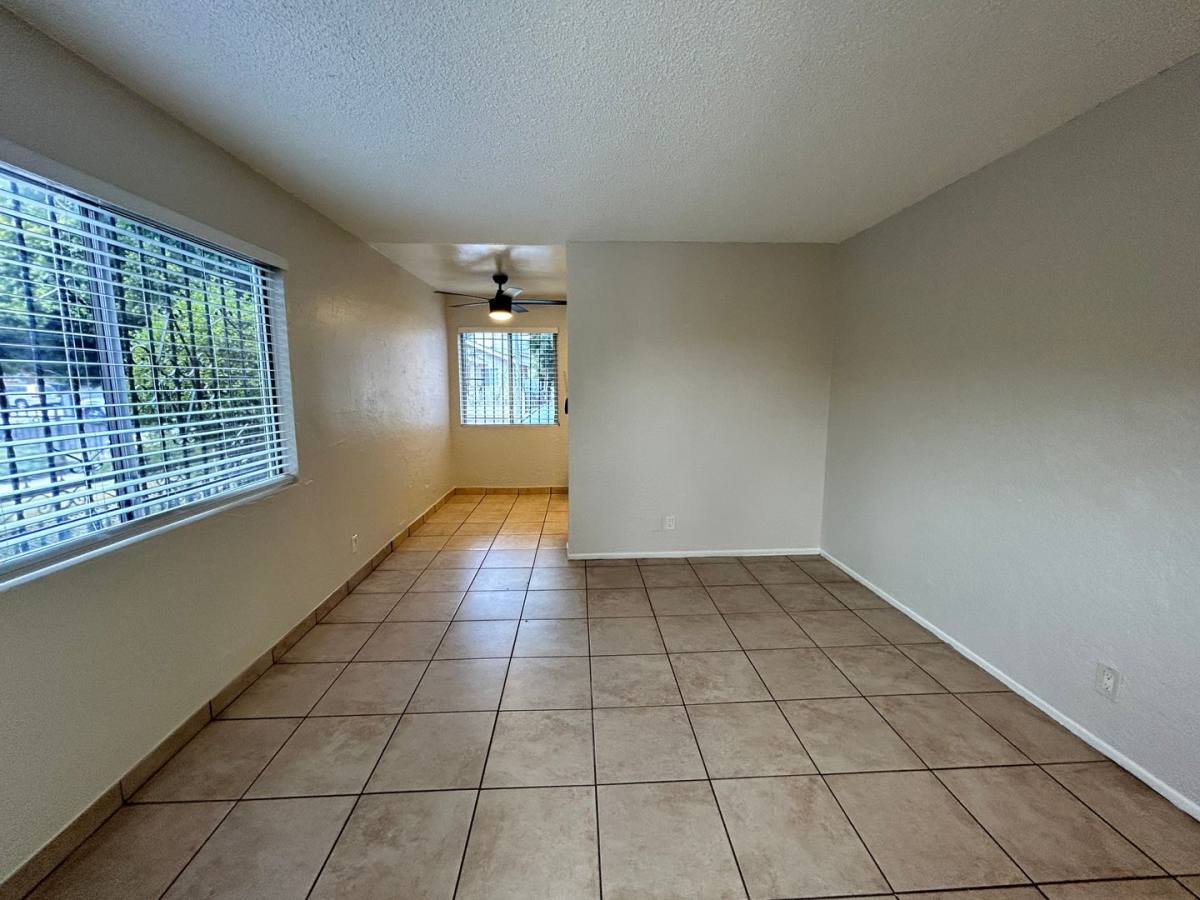 Apartment for rent at 2430 Linden Ave, Long Beach, CA 90806