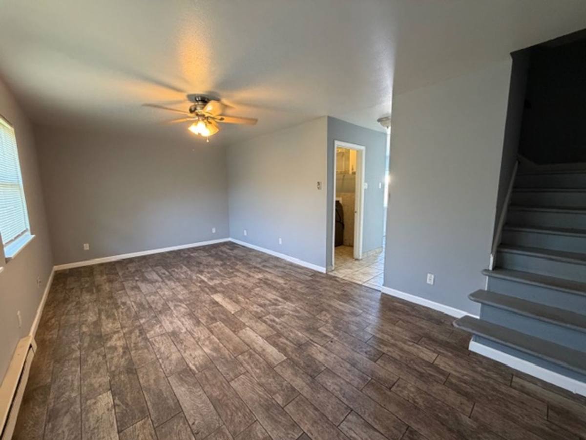 Townhouse for rent at 7244 Hazelcrest Dr, Hazelwood, MO 63042