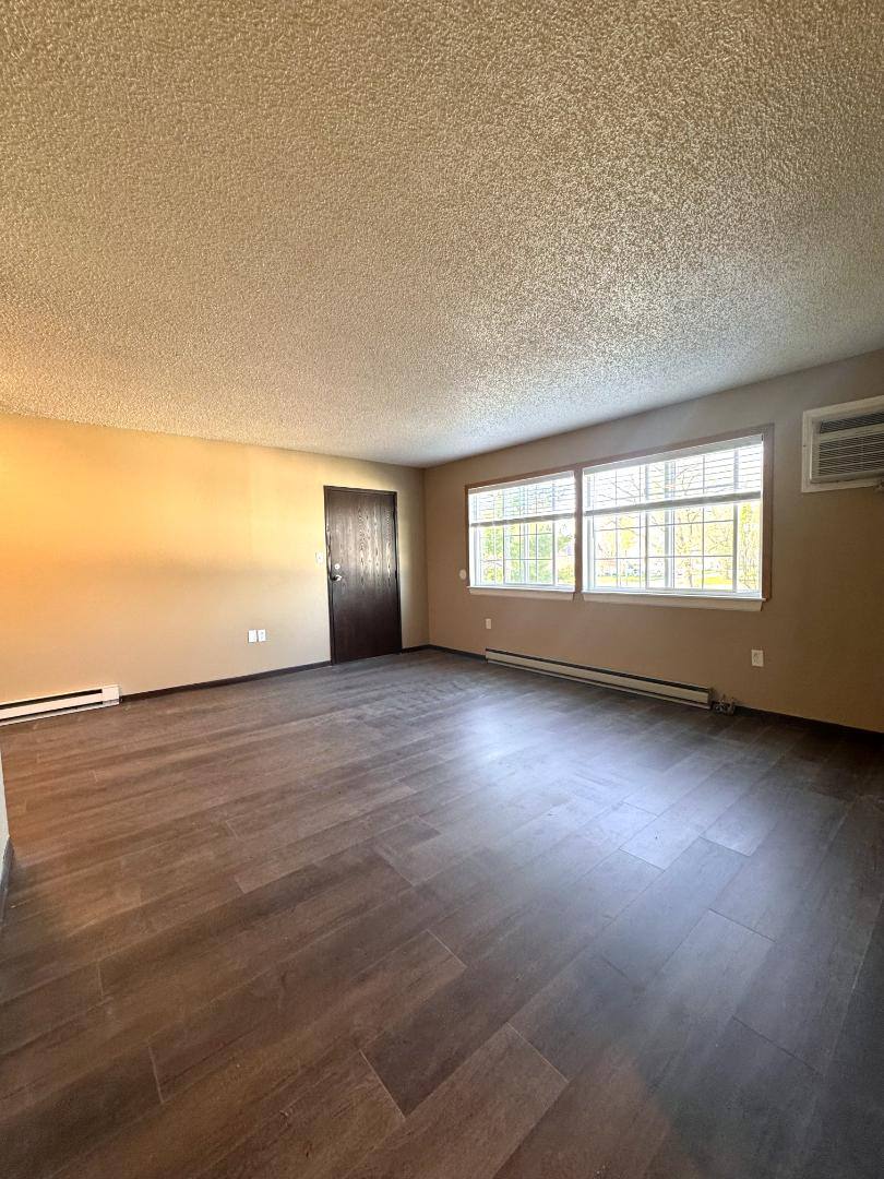 Apartment for rent at 1014 E Main St #5, La Porte City, IA 50651