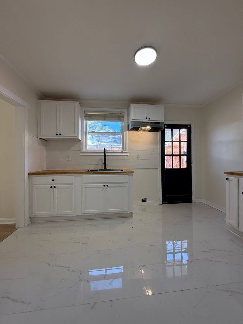 House for rent at 15 Bradley Dr, Montgomery, AL 36109