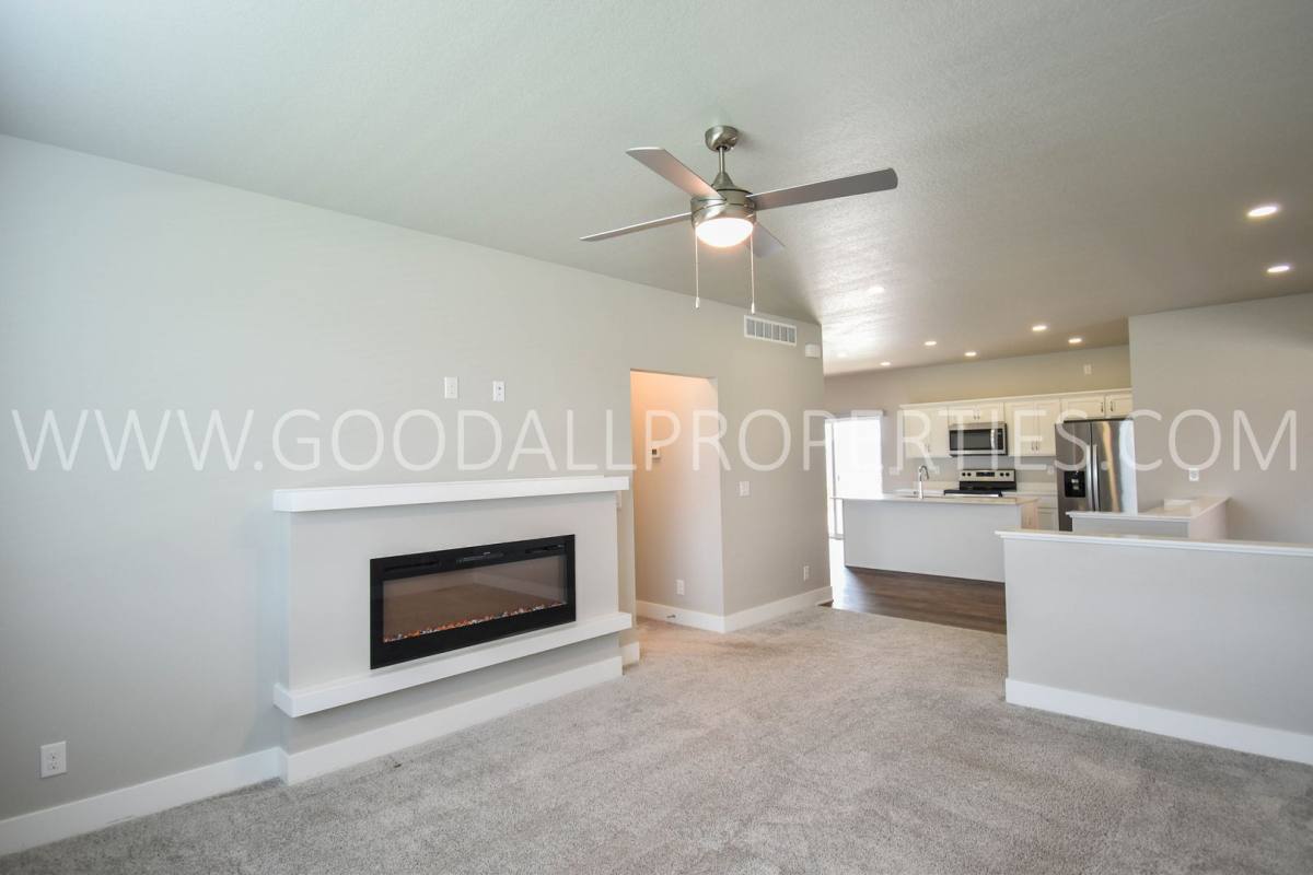 House for rent at 342 N Warrior Lane, Waukee, IA 50263