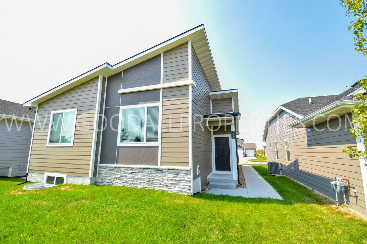 House for rent at 342 N Warrior Lane, Waukee, IA 50263