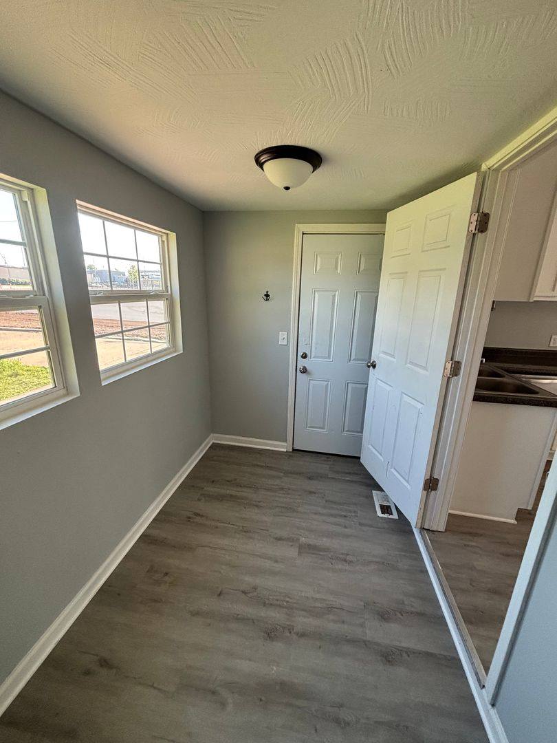House for rent at 503 W Hovey, Springfield, MO 65802