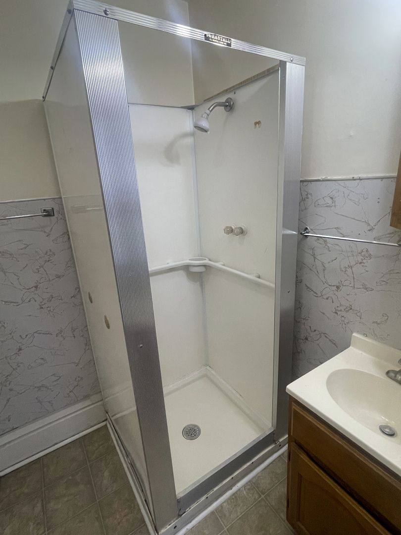 Apartment for rent at 1160 High, Oshkosh, WI 54901