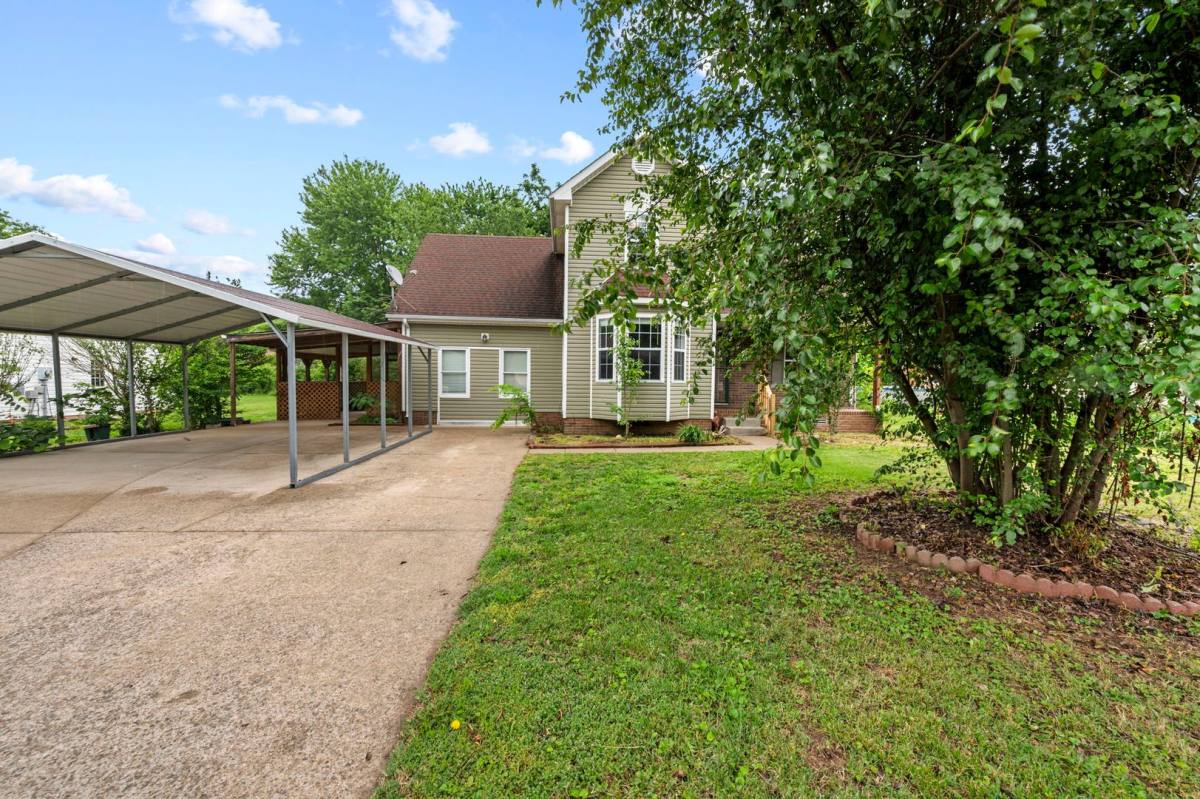 House for rent at 409 Kelsey Dr, Clarksville, TN 37042