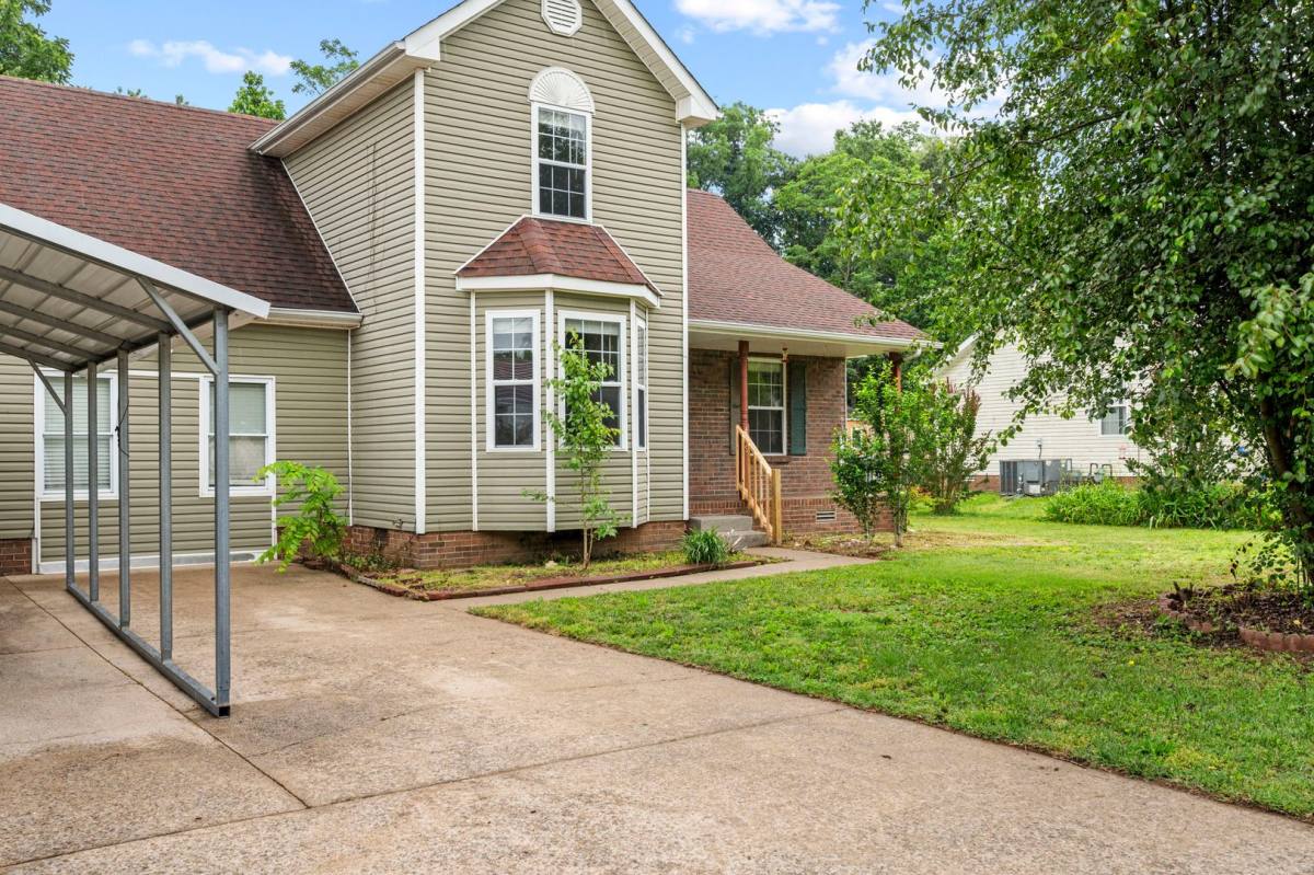 House for rent at 409 Kelsey Dr, Clarksville, TN 37042