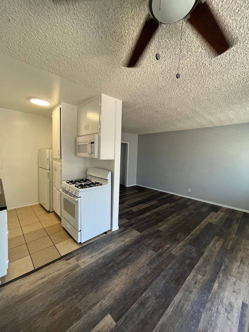 Apartment for rent at 1510 Orizaba Ave, Long Beach, CA 90804