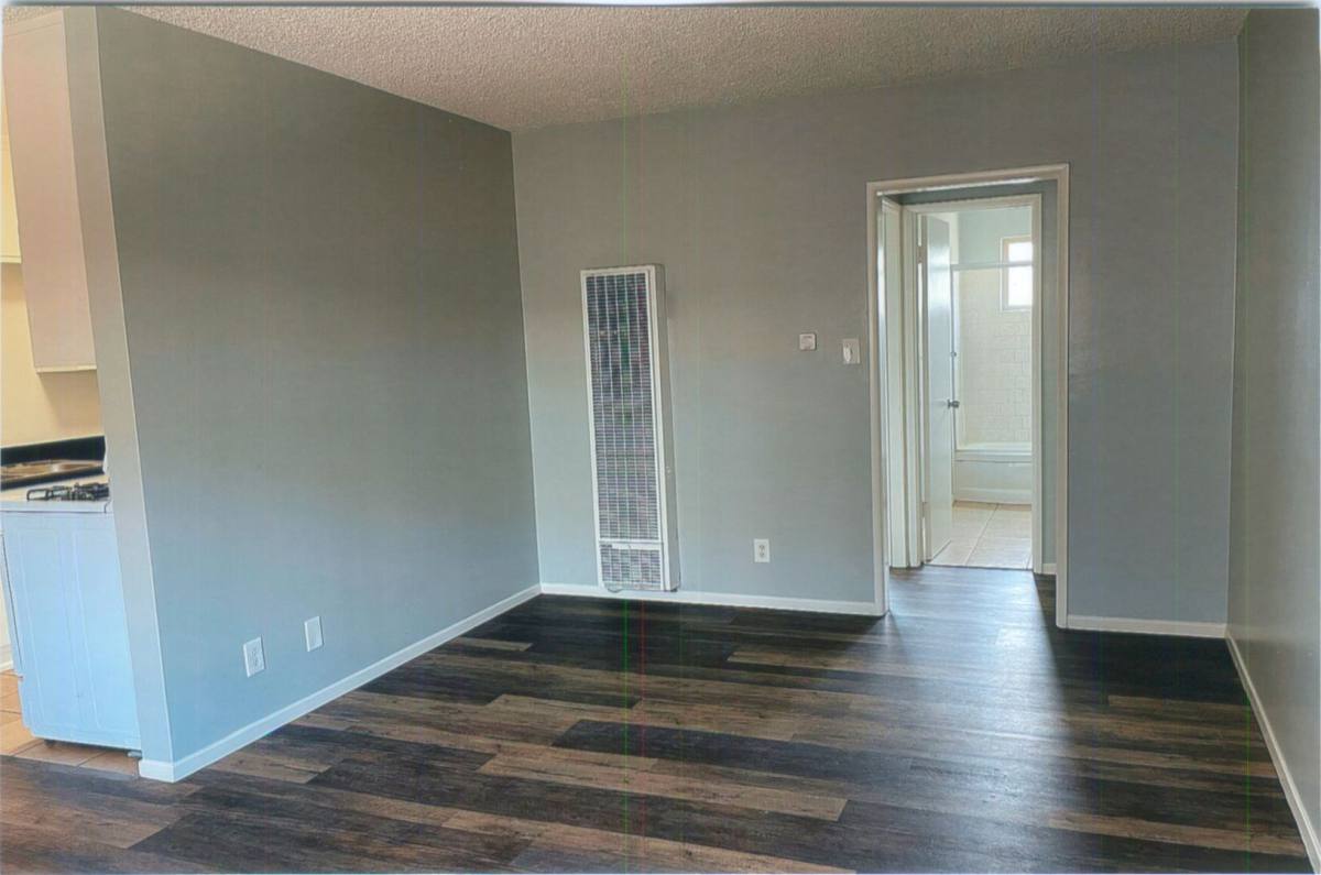 Apartment for rent at 1510 Orizaba Ave, Long Beach, CA 90804