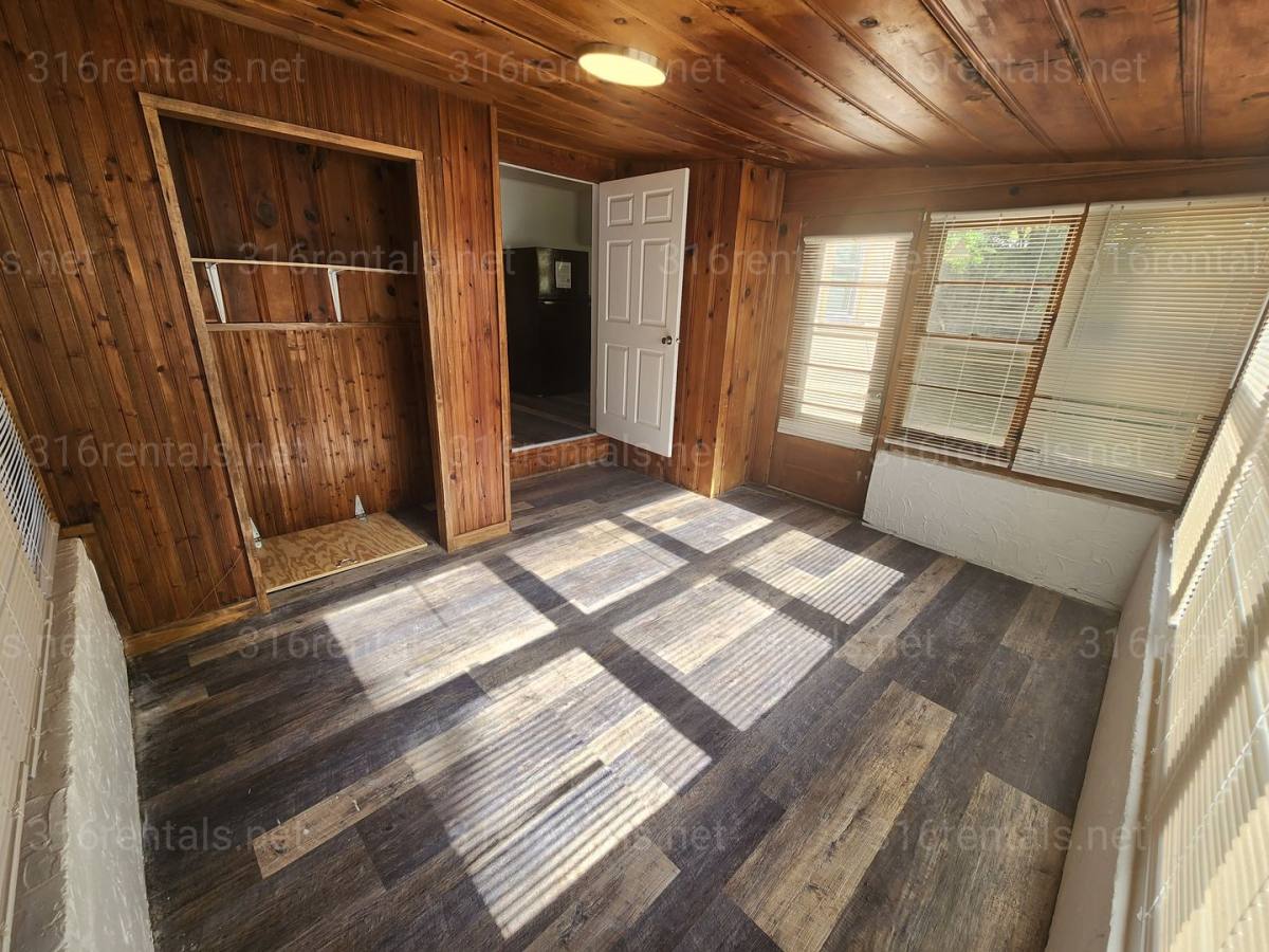 House for rent at 1248 N Terrace Dr, Wichita, KS 67208