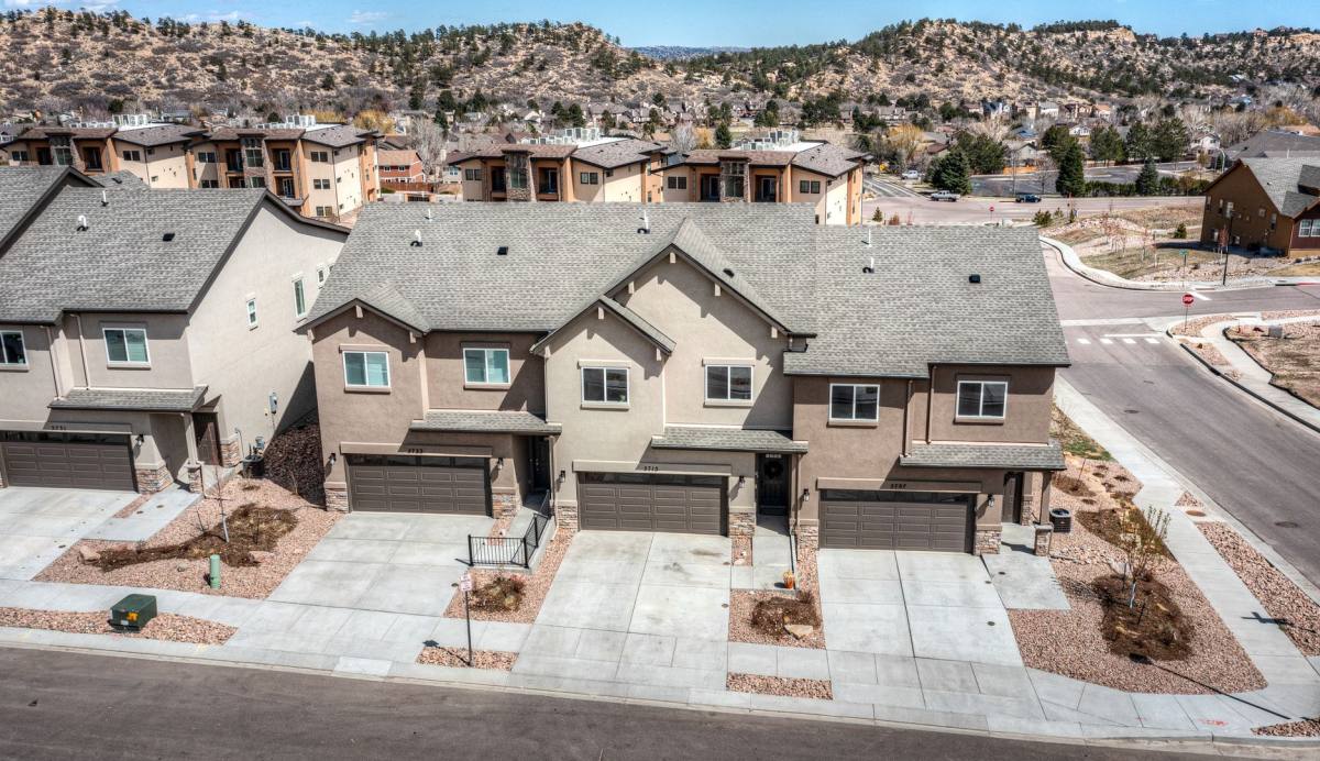 Townhouse for rent at 5738 Villa Lorenzo Dr, Colorado Springs, CO 80919