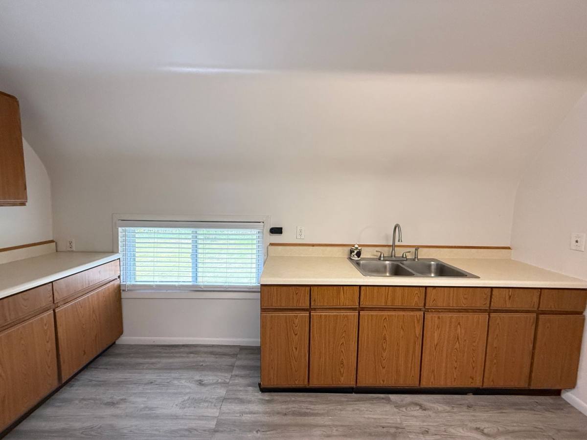 Apartment for rent at 5680 Trailer Park Dr, Jackson, MI 49201