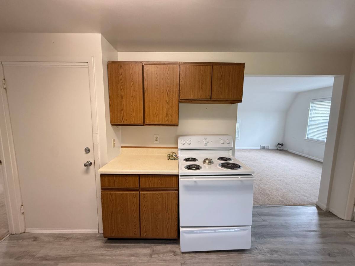 Apartment for rent at 5680 Trailer Park Dr, Jackson, MI 49201