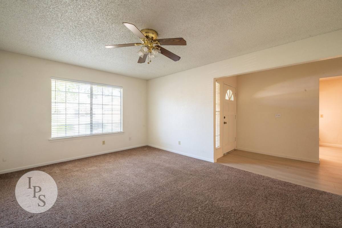 House for rent at 2131 E Cromwell Ave, Fresno, CA 93720