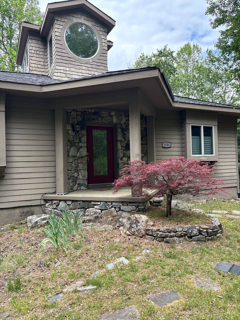 House for rent at 1101 Wildlife Trail, Hendersonville, NC 28739