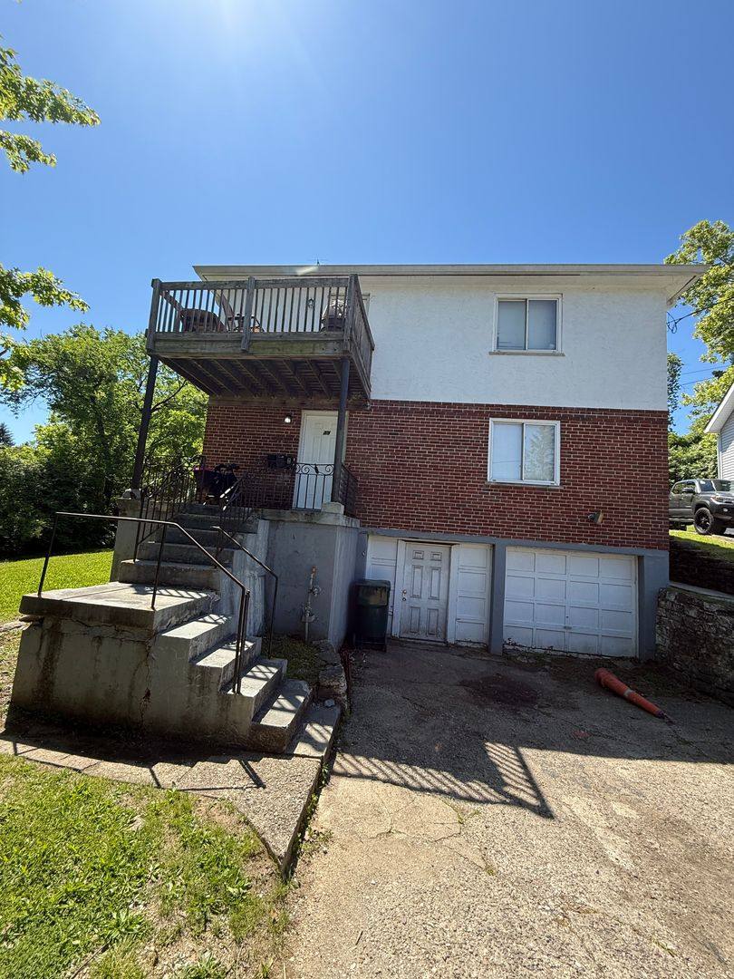 Apartment for rent at 39 Glen Este Place, Cincinnati, OH 45217