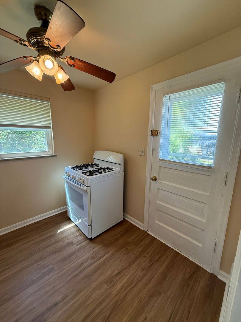 Apartment for rent at 39 Glen Este Place, Cincinnati, OH 45217