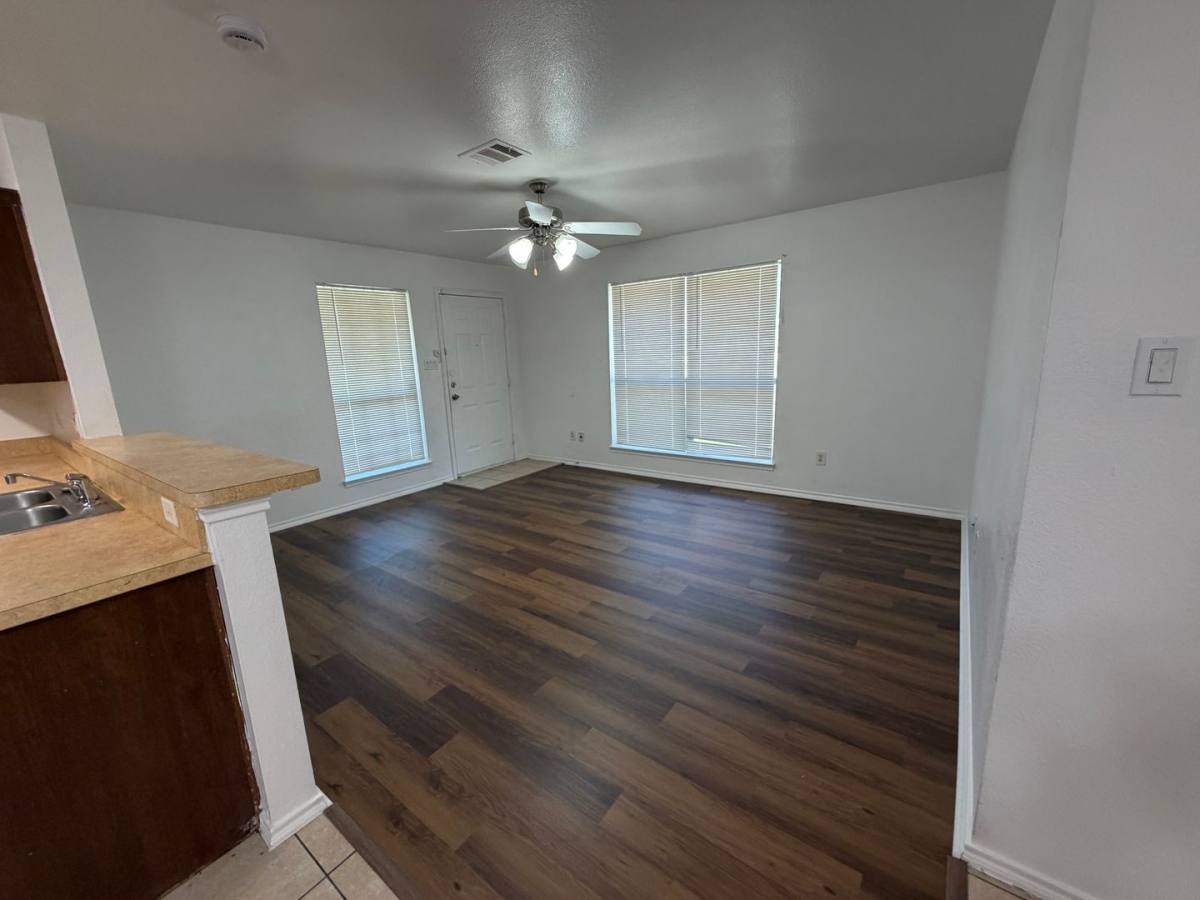 House for rent at 8118 Tanner Ave, Fort Worth, TX 76116