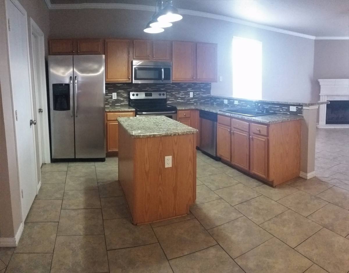House for rent at 8640 Rainy Lake Dr, Keller, TX 76244