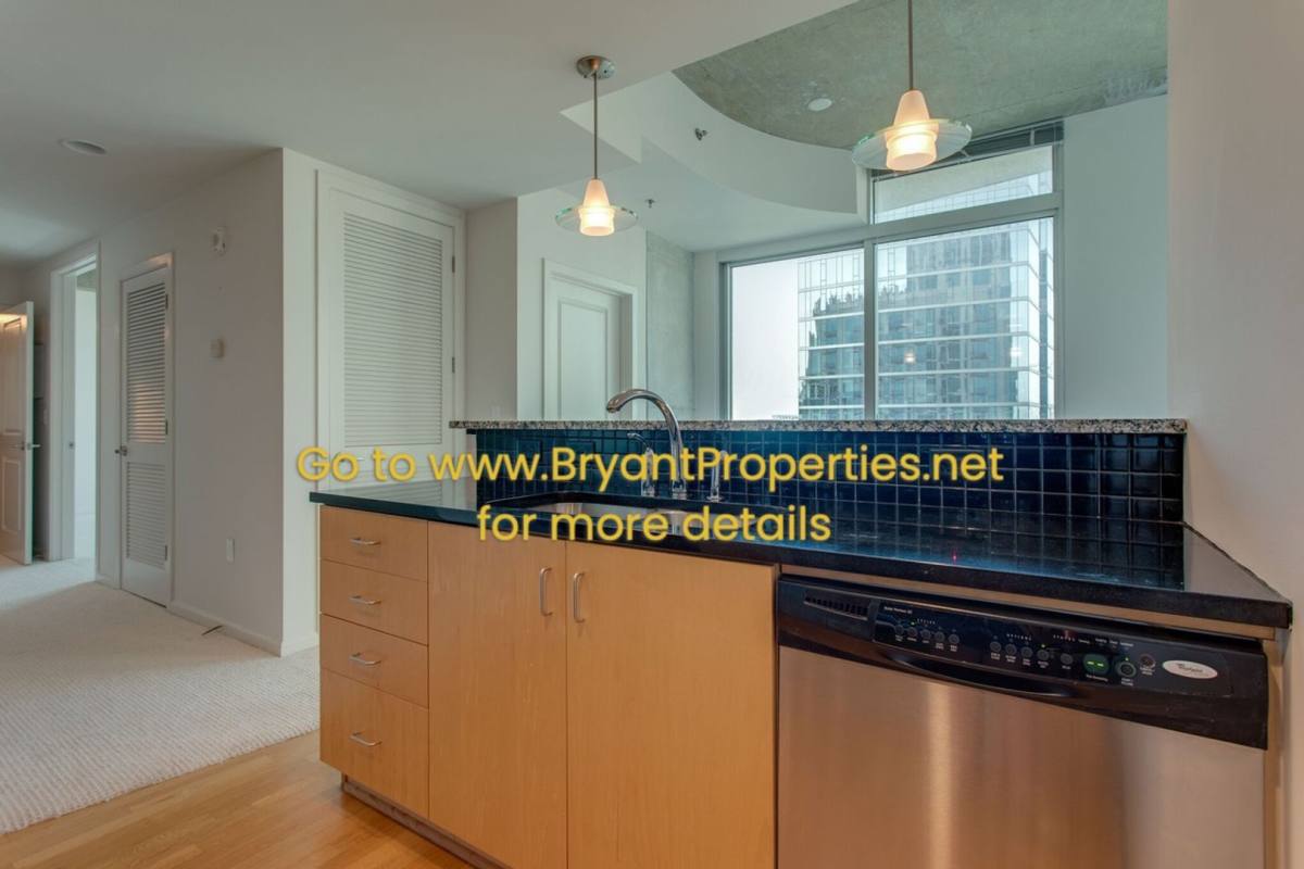 Condo for rent at 415 Church St, Nashville, TN 37219