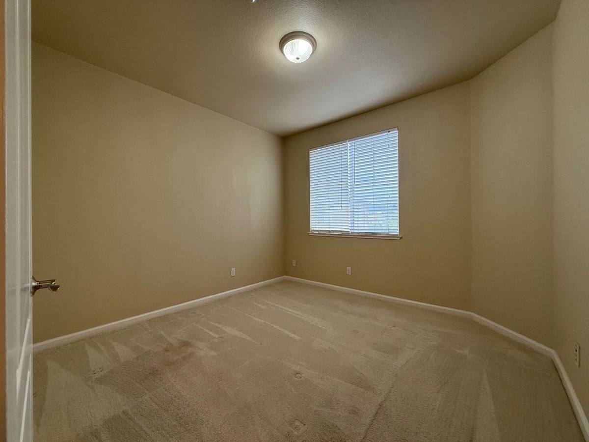 Condo for rent at 1463 Tucker St, Oakland, CA 94603