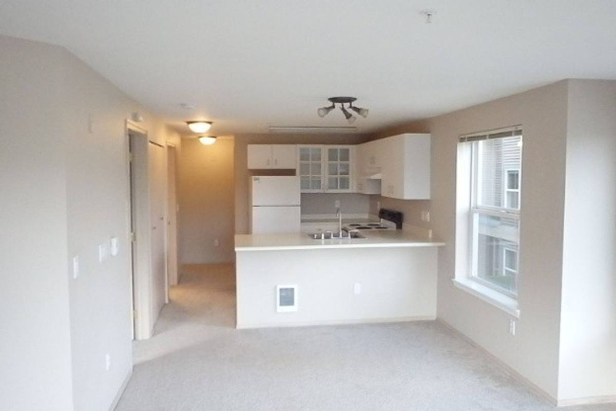 Apartment for rent at 312 11th Ave #303, Seattle, WA 98122
