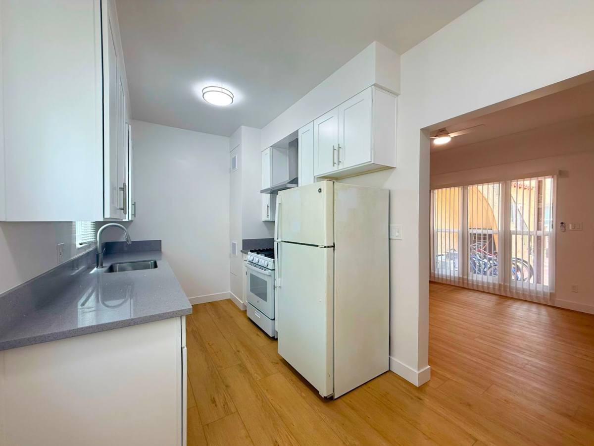 Apartment for rent at 1725 Sunset Cliffs Blvd #2, San Diego, CA 92107