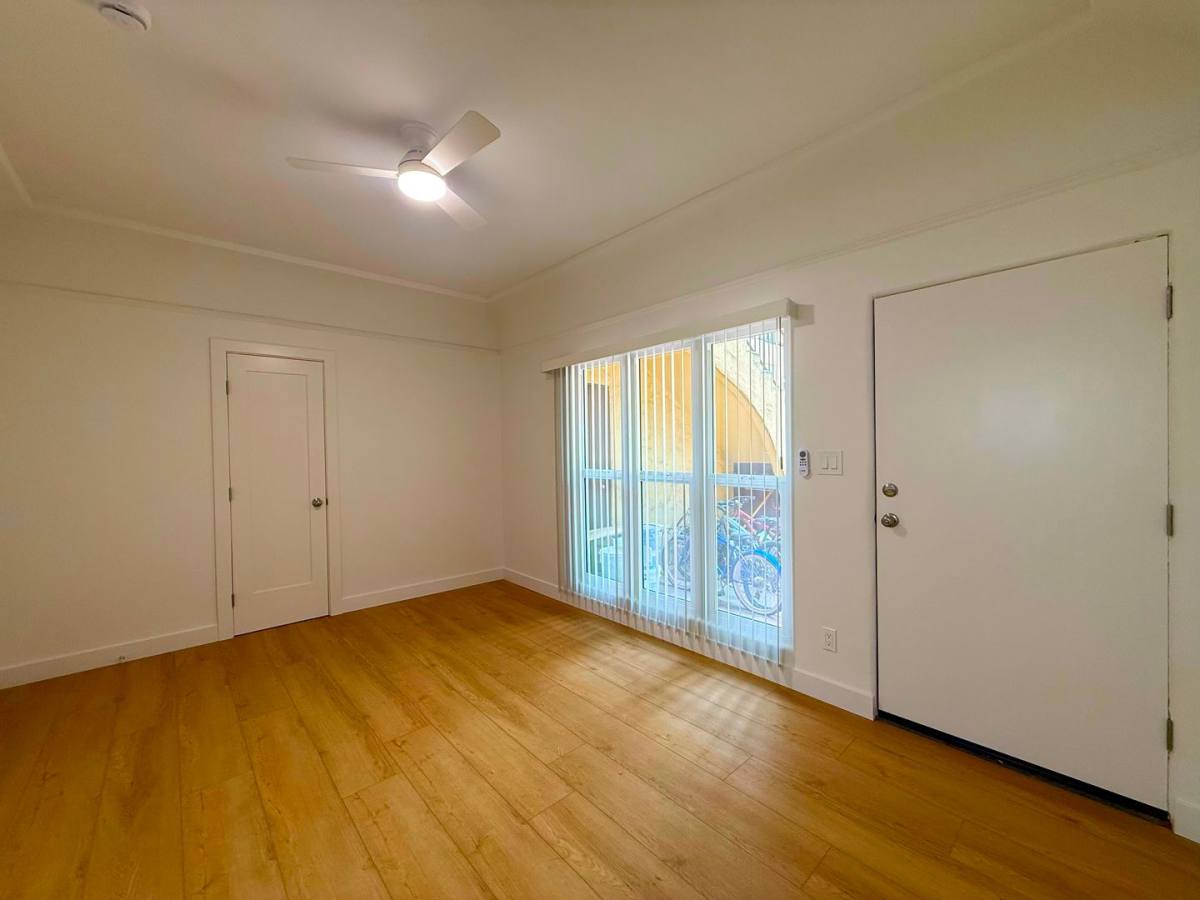 Apartment for rent at 1725 Sunset Cliffs Blvd #2, San Diego, CA 92107
