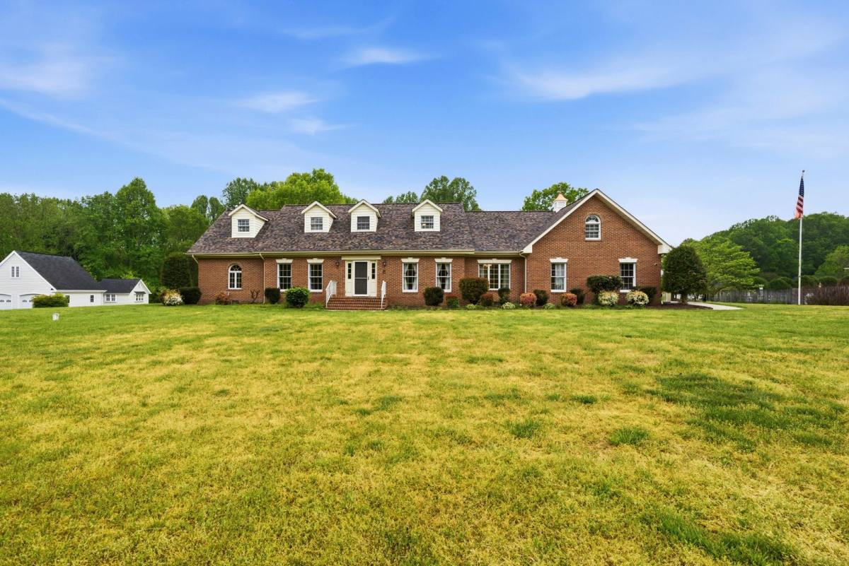 House for rent at 1126 Somerset Lane, Owings, MD 20736