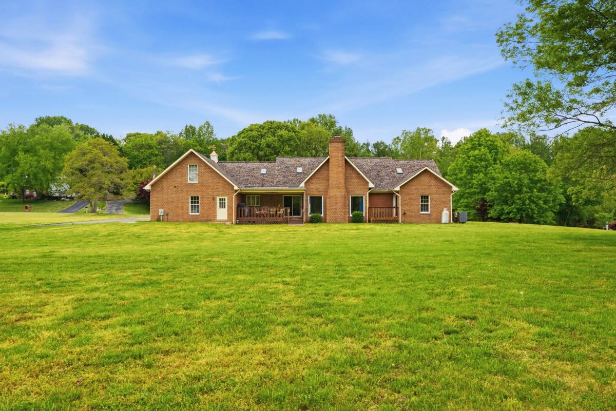 House for rent at 1126 Somerset Lane, Owings, MD 20736