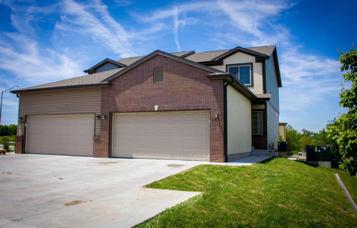 Apartment for rent at 1431-1493 Makers St, Lincoln, NE 68521