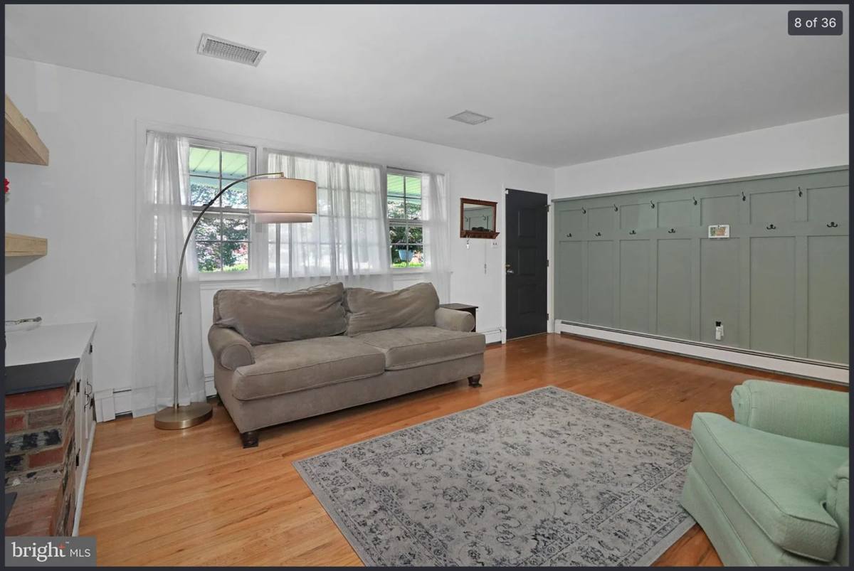 House for rent at 163 Hickory Corner Rd, Hightstown, NJ 08520