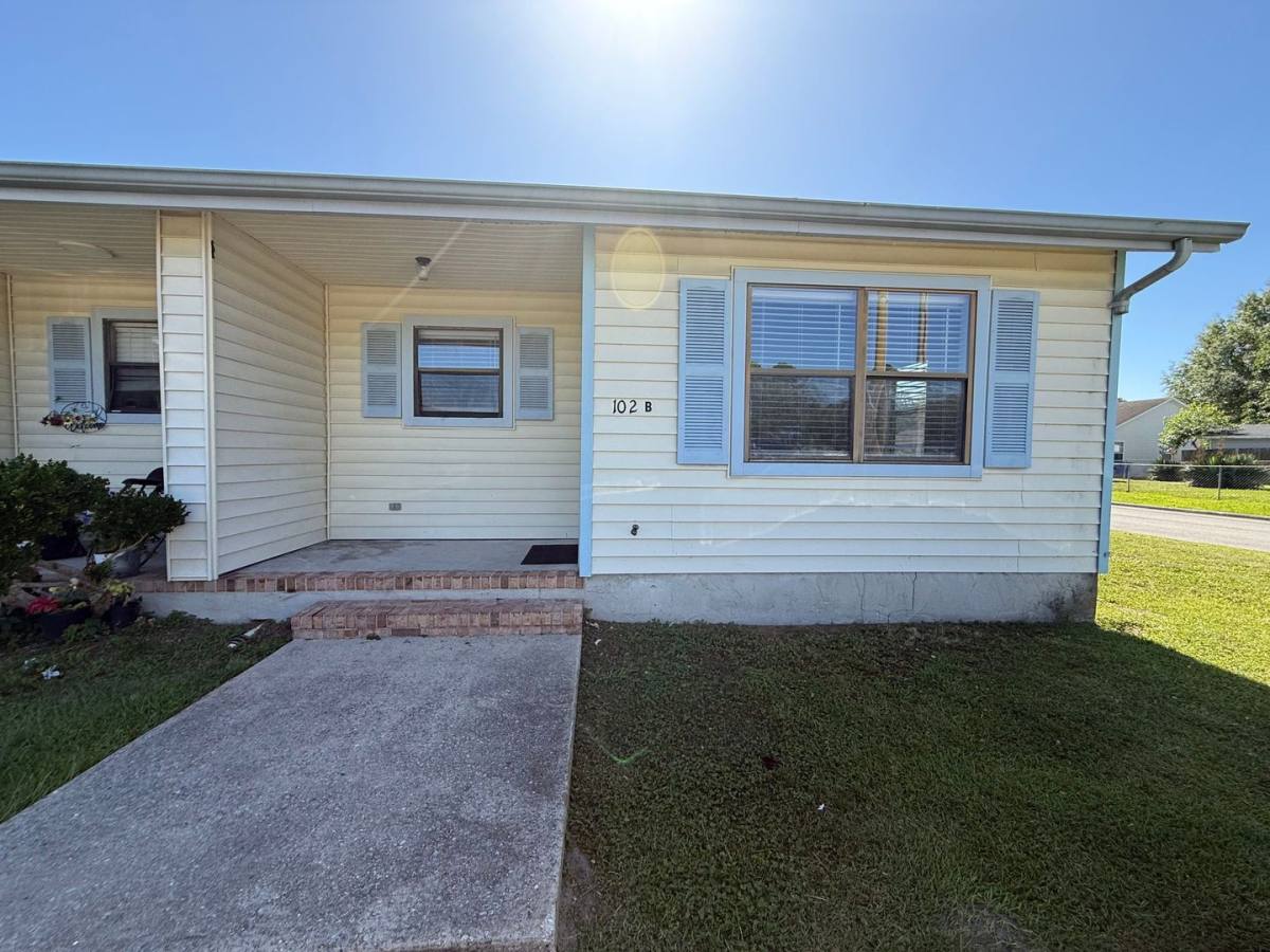 Apartment for rent at 102 Pete Jones Rd, Richlands, NC 28574