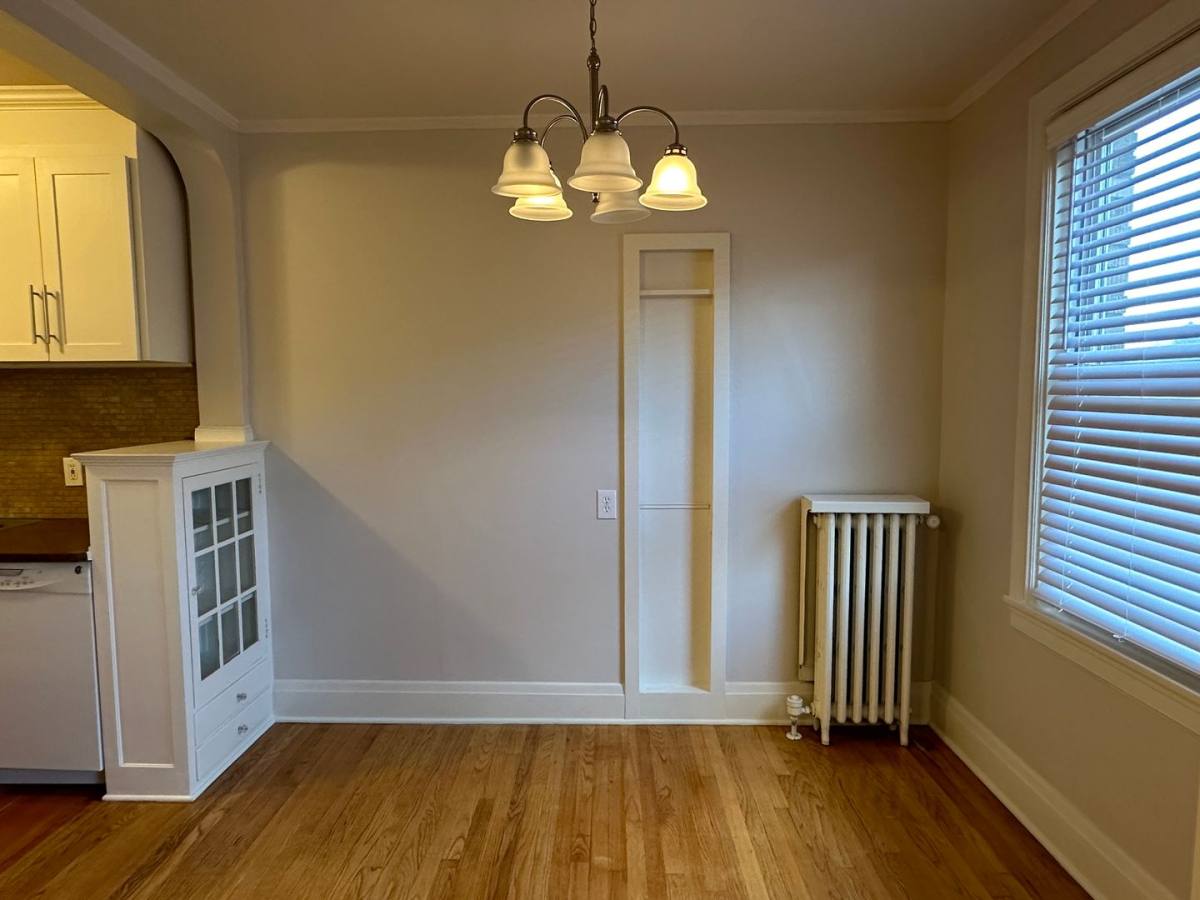 Apartment for rent at 230 NE 28th Ave, Portland, OR 97232