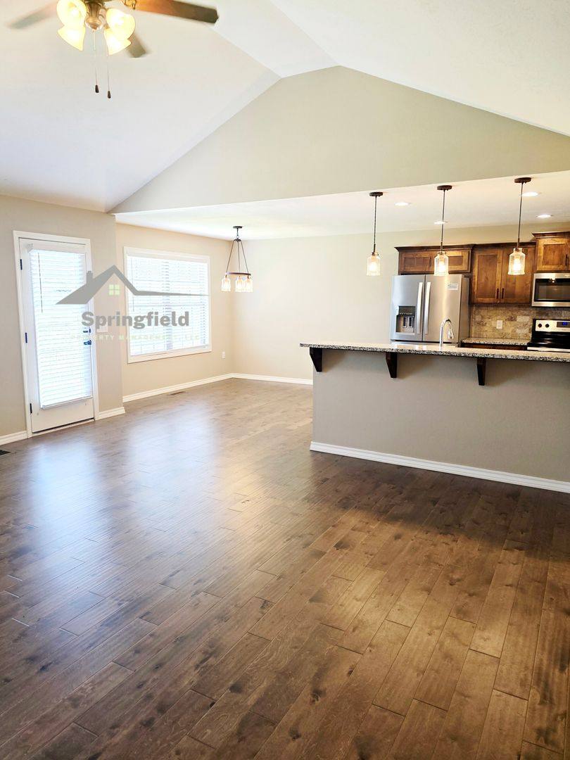 House for rent at 2415 E Mission, Republic, MO 65738